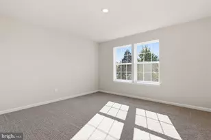 1084 Meadowlark Dr, Fogelsville, PA 18051 - Photo 18