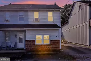 134 E Penn Ave, Alburtis, PA 18011 - Photo 2