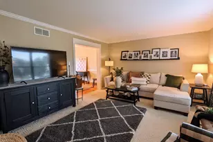 3223 Flatrock Dr, Whitehall, PA 18052 - Photo 8