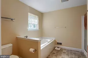 1283 Windmill Ln, Breinigsville, PA 18031 - Photo 20