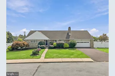 808 Jefferson Street, Whitehall, PA 18052 - Photo 4