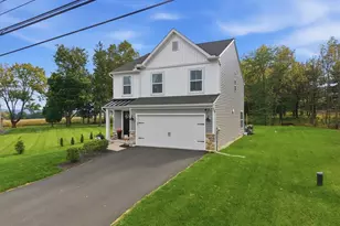 9524 Newtown Rd, Breinigsville, PA 18031 - Photo 4