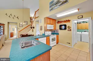 2894 Donegal Dr, Macungie, PA 18062 - Photo 12