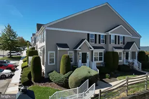 4125 Bunker Hill Dr S, Coopersburg, PA 18036 - Photo 2