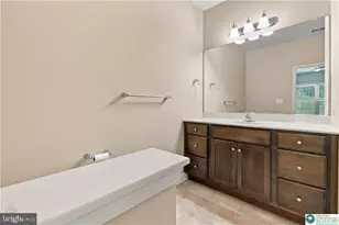 5535 Bayberry Ln, Whitehall, PA 18052 - Photo 28