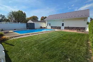3335 N Front St, Whitehall, PA 18052 - Photo 38