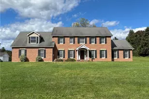 3511 Neffs Laurys Rd, Schnecksville, PA 18078 - Photo 1