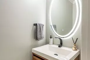 2208 Pembrooke Dr, Macungie, PA 18062 - Photo 26