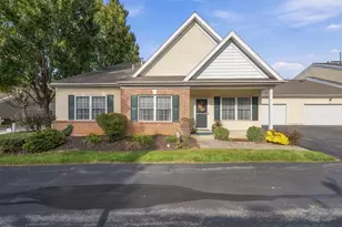 4851 Derby Ln, Macungie, PA 18062 - Photo 2
