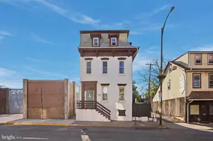 114 S 8th St, Allentown, PA 18102 - Photo 1