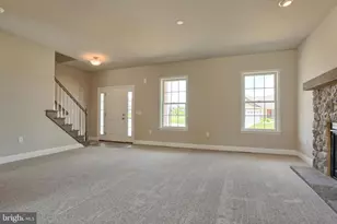 01 Rolling Meadow Rd, Lebanon, PA 17046 - Photo 4