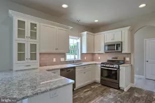 01 Rolling Meadow Rd, Lebanon, PA 17046 - Photo 10