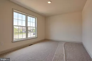 017 Rolling Meadow Rd, Lebanon, PA 17046 - Photo 6