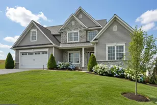 023 Rolling Meadow Rd, Lebanon, PA 17046 - Photo 2