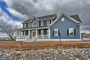 05 Rolling Meadow Rd, Lebanon, PA 17046 - Photo 2