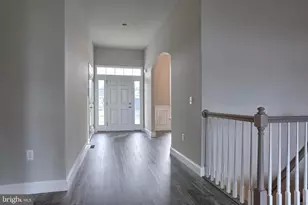 021 Rolling Meadow Rd, Lebanon, PA 17046 - Photo 4