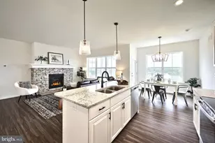 559 Bella May Cir, Lebanon, PA 17046 - Photo 12