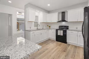 40 N Grant St, Palmyra, PA 17078 - Photo 10