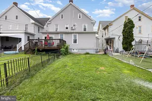 40 N Grant St, Palmyra, PA 17078 - Photo 34