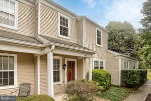 802 Cambridge Ct, Palmyra, PA 17078 - Photo 2