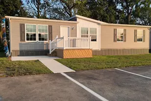 22 W Willow, Palmyra, PA 17078 - Photo 1