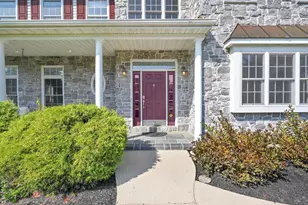 22 Lexington Dr, Annville, PA 17003 - Photo 4