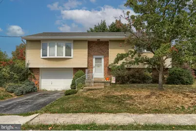 621 E Mifflin Street, Lebanon, PA 17046 - Photo 1