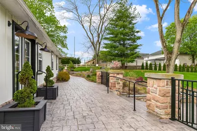 2395 Quentin Road, Lebanon, PA 17042 - Photo 8