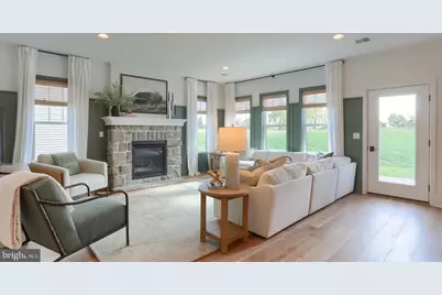 100 Flora Blvd, Annville, PA 17003 - Photo 4