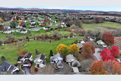 725 Brookside Lane, Lebanon, PA 17042 - Photo 2