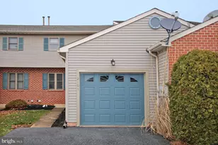 2107 Acorn Ct, Lebanon, PA 17042 - Photo 2