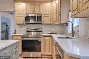 701 Colony Dr, Palmyra, PA 17078 - Photo 14