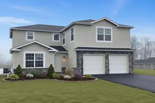 305 Jasmine Dr, Lebanon, PA 17042 - Photo 1