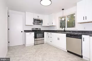 1011 State Dr, Lebanon, PA 17042 - Photo 14