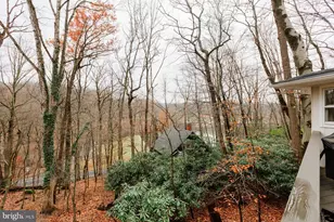 425 Yale Ave, Mount Gretna, PA 17064 - Photo 8