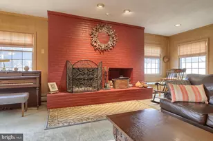 3 E High St, Lebanon, PA 17042 - Photo 26