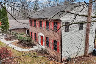 1815 Larch Cir, Lebanon, PA 17042 - Photo 4