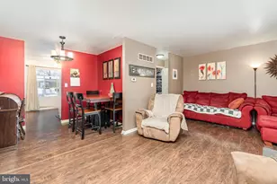 925 E Oak St, Palmyra, PA 17078 - Photo 12