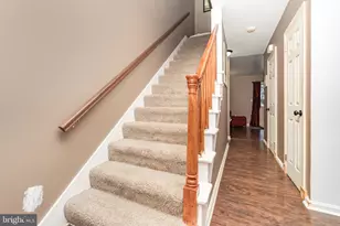 925 E Oak St, Palmyra, PA 17078 - Photo 6