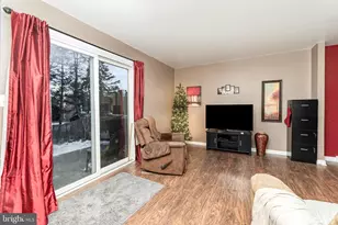 925 E Oak St, Palmyra, PA 17078 - Photo 10