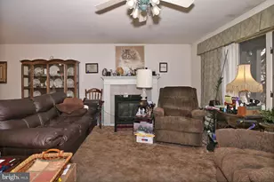 402 Birch Ln, Lebanon, PA 17046 - Photo 16