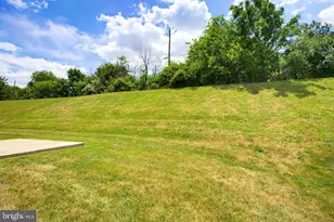926 Sweetbay Ln, Lebanon, PA 17046 - Photo 28