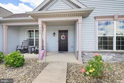 926 Sweetbay Lane, Lebanon, PA 17046 - Photo 2