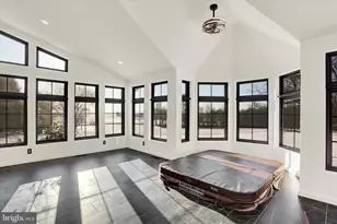 965 N College St, Myerstown, PA 17067 - Photo 16