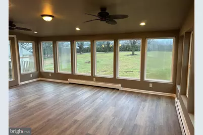 2562 Long, Lebanon, PA 17046 - Photo 2