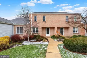 24 Woodland Estate, Lebanon, PA 17042 - Photo 2