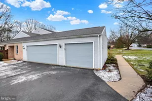 24 Woodland Estate, Lebanon, PA 17042 - Photo 4