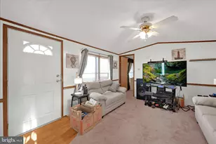 472 S Lancaster St, Lebanon, PA 17046 - Photo 8