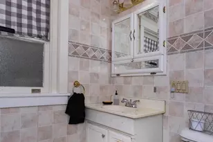 433 E Main St, Palmyra, PA 17078 - Photo 16