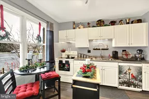 913 E Oak St, Palmyra, PA 17078 - Photo 14